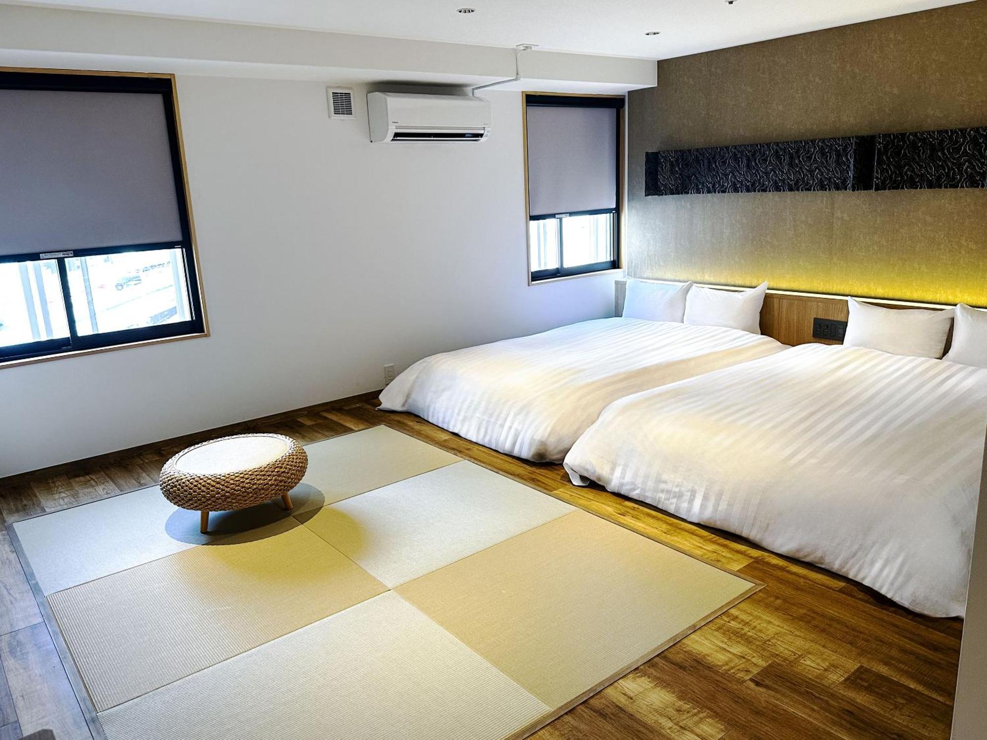 Kobe Port Tower Hotel Exterior photo